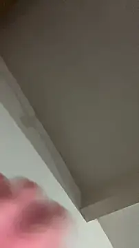 Snapshot of blond-96 chatting on March 30, 4:35 am blond-96 online show from March 30, 4:35 am