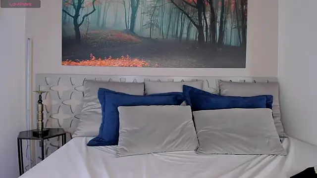 Snapshot of isabellasouza chatting on October 17, 7:49 pm isabellasouza online show from October 17, 7:49 pm