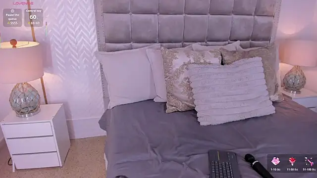 lucianacohelo online show from October 30, 9:15 pm