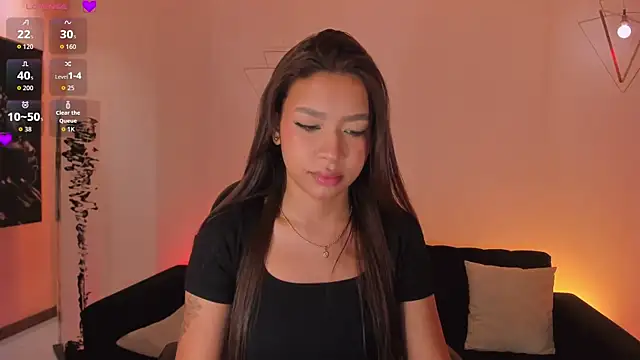 SophieHouston  online show from August 3, 11:26 am