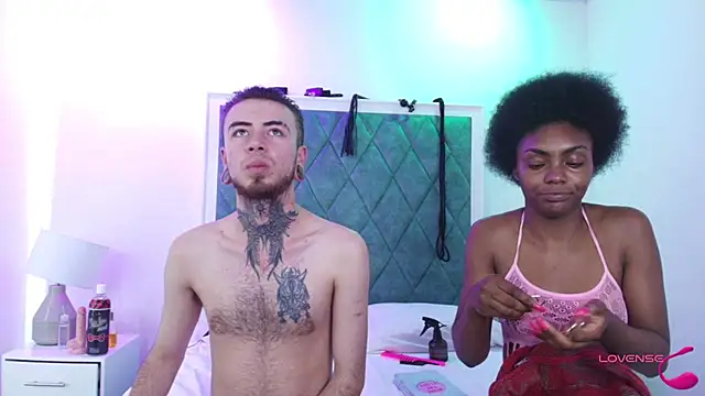 Snapshot of Asha_zuri_and_adam chatting on November 29, 12:41 pm Asha zuri and adam online show from November 29, 12:41 pm