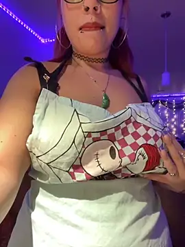 moan4mona online show from September 10, 4:01 am