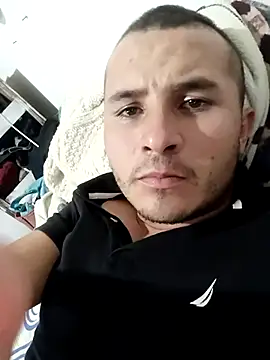 santiii   12 online show from December 2, 11:56 pm