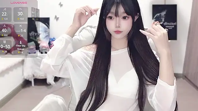 -EEBABY online show from October 28, 1:14 pm