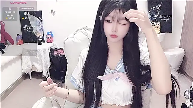 Snapshot of -EEBABY chatting on May 16, 5:56 pm -EEBABY online show from May 16, 5:56 pm