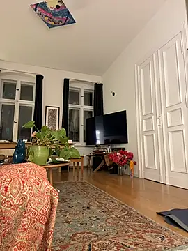 Snapshot of SexyLeon8 chatting on November 17, 9:53 pm SexyLeon8 online show from November 17, 9:53 pm