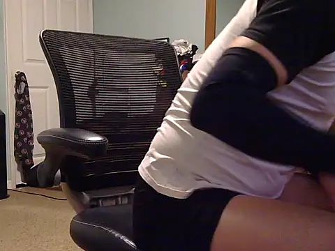 beastontop10 online show from December 18, 5:46 am