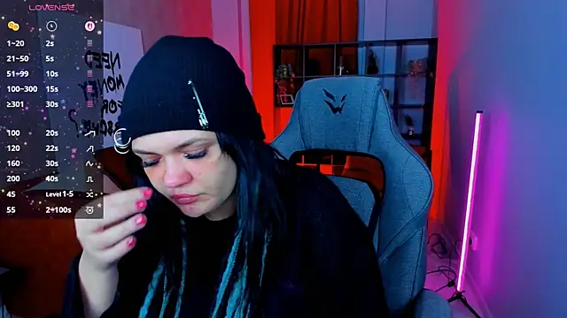 MaryHarrys online show from November 25, 2:55 am