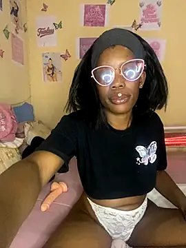 Snapshot of Caramel_Mellow chatting on September 21, 1:24 pm Caramel Mellow online show from September 21, 1:24 pm