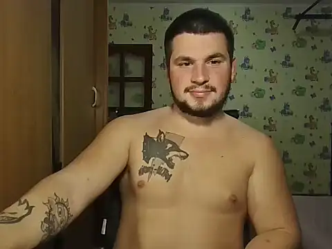 chiraq1945 online show from November 5, 7:36 pm