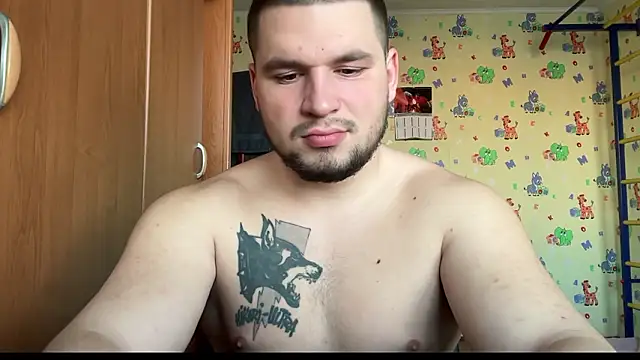 chiraq1945 online show from January 19, 6:28 am