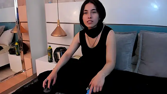 Snapshot of Ashkoreh chatting on July 8, 9:41 pm Ashkoreh online show from July 8, 9:41 pm