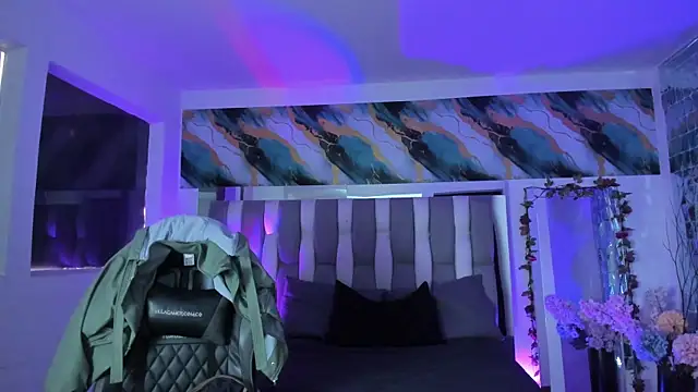 Adaara Rey online show from December 1, 7:19 pm