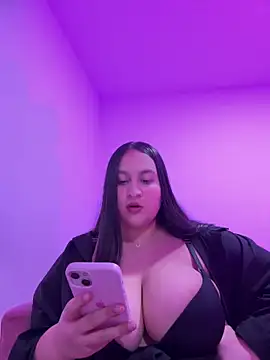 Abby Collings online show from April 12, 10:59 pm