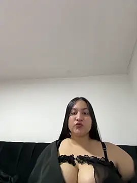 Abby Collings online show from April 18, 12:20 pm