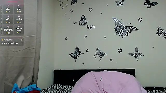 Snapshot of liz7skinny chatting on June 11, 9:24 pm liz7skinny online show from June 11, 9:24 pm