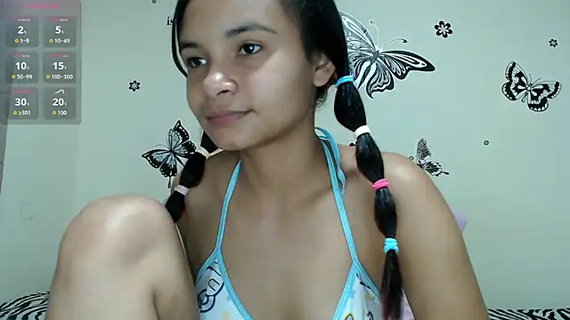 Snapshot of liz7skinny chatting on June 24, 9:25 pm liz7skinny online show from June 24, 9:25 pm