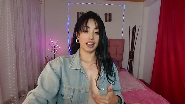 hannagomez 24 online show from March 3, 12:28 am