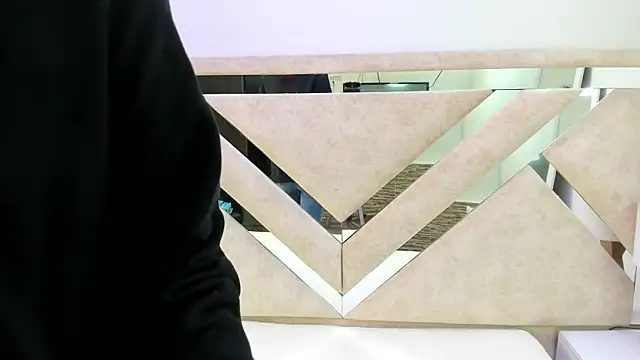 ximena vasquez8 online show from December 19, 4:08 am