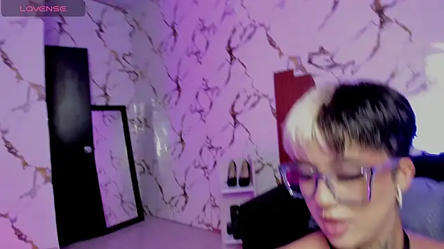 Rebeka-baker online show from September 19, 2:24 am