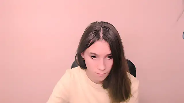 Snapshot of RosaRay_ chatting on October 18, 6:16 am RosaRay online show from October 18, 6:16 am