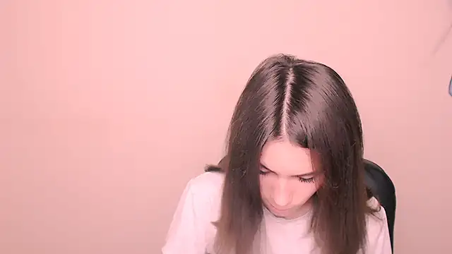 Snapshot of RosaRay_ chatting on October 21, 6:36 am RosaRay online show from October 21, 6:36 am