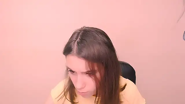 Snapshot of RosaRay_ chatting on October 25, 6:21 am RosaRay online show from October 25, 6:21 am