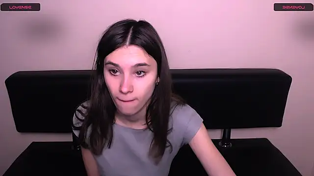 RosaRay  online show from February 28, 7:20 am