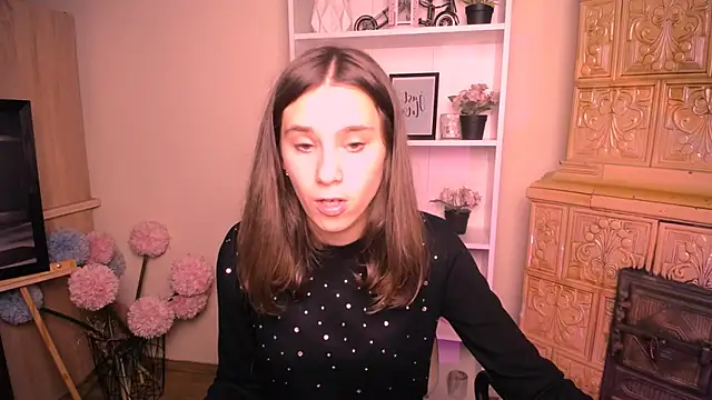 Snapshot of RosaRay_ chatting on July 10, 6:28 am RosaRay online show from July 10, 6:28 am