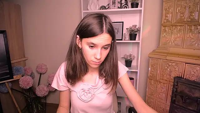 Snapshot of RosaRay_ chatting on July 14, 6:40 am RosaRay online show from July 14, 6:40 am