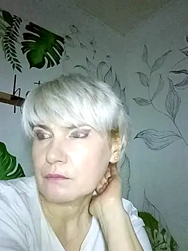 Snapshot of Catty_Lady chatting on November 14, 7:12 pm Catty Lady online show from November 14, 7:12 pm