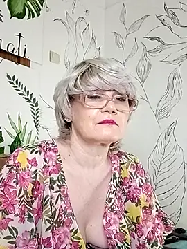 Snapshot of Catty_Lady chatting on May 8, 7:19 pm Catty Lady online show from May 8, 7:19 pm