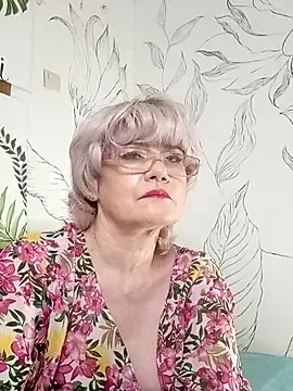 Snapshot of Catty_Lady chatting on May 14, 7:09 pm Catty Lady online show from May 14, 7:09 pm