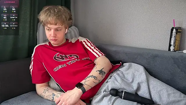 Snapshot of olivertasty chatting on May 10, 1:38 pm olivertasty online show from May 10, 1:38 pm