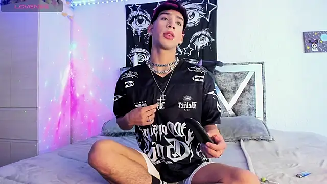 Dark Boy26 online show from October 8, 9:12 pm