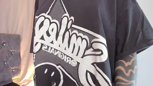 kaylee lee online show from December 19, 4:30 am