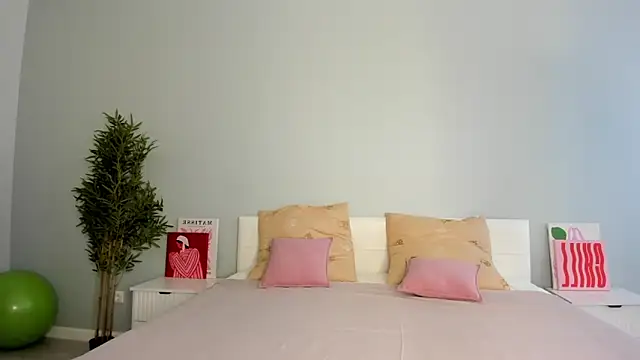 roxxxy 10 online show from September 30, 2:05 am