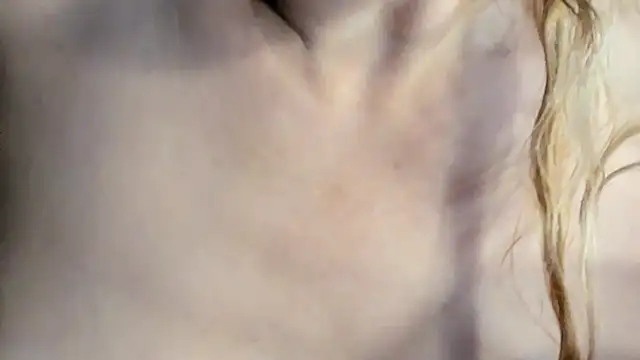 Snapshot of Naughty__Slave chatting on November 4, 9:52 am Naughty Slave online show from November 4, 9:52 am