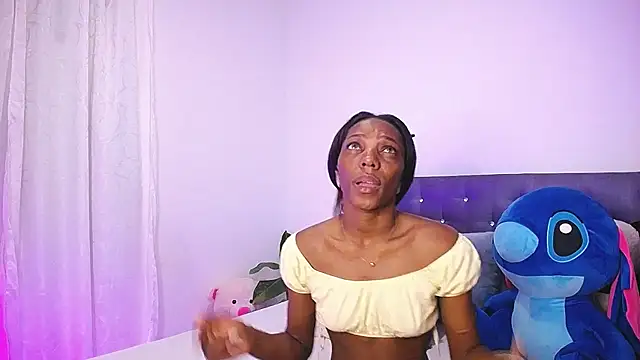 Snapshot of BryanaSmith21 chatting on September 18, 5:26 pm BryanaSmith21 online show from September 18, 5:26 pm