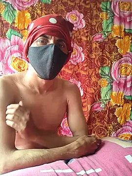 Seducing couple online show from November 21, 6:01 am