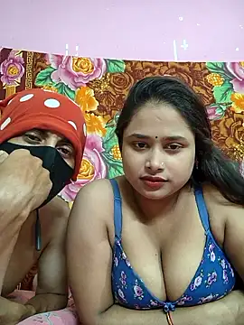 Seducing couple online show from June 13, 6:17 pm