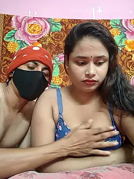 Seducing couple online show from July 6, 3:47 am