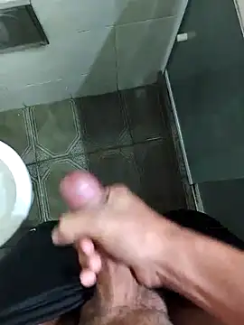 Snapshot of Segredomascarado chatting on September 27, 12:32 pm Segredomascarado online show from September 27, 12:32 pm