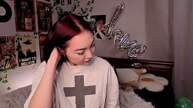 OdetteBiddy online show from February 27, 8:09 pm