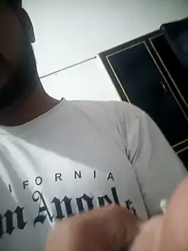 Kartikkartik8595 online show from November 4, 8:30 pm