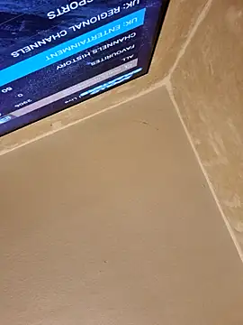 Snapshot of gazb90 chatting on March 4, 9:10 pm gazb90 online show from March 4, 9:10 pm