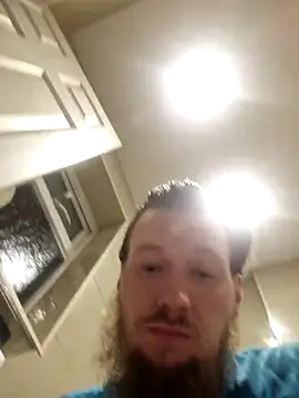 Snapshot of gazb90 chatting on March 18, 8:23 pm gazb90 online show from March 18, 8:23 pm