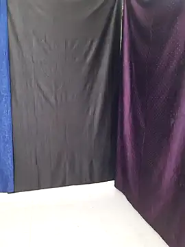 Snapshot of Mahira568 chatting on December 19, 7:32 pm Mahira568 online show from December 19, 7:32 pm