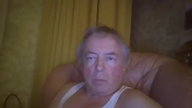 Snapshot of gegevincent chatting on May 21, 9:33 pm gegevincent online show from May 21, 9:33 pm