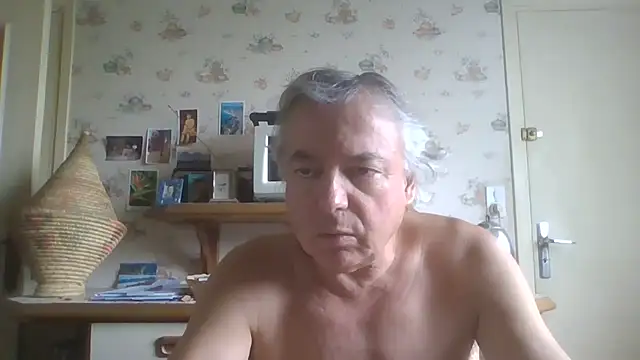 Snapshot of gegevincent chatting on June 30, 10:49 am gegevincent online show from June 30, 10:49 am